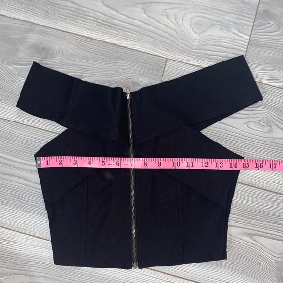 2-Piece Set - Picture 3 of 6